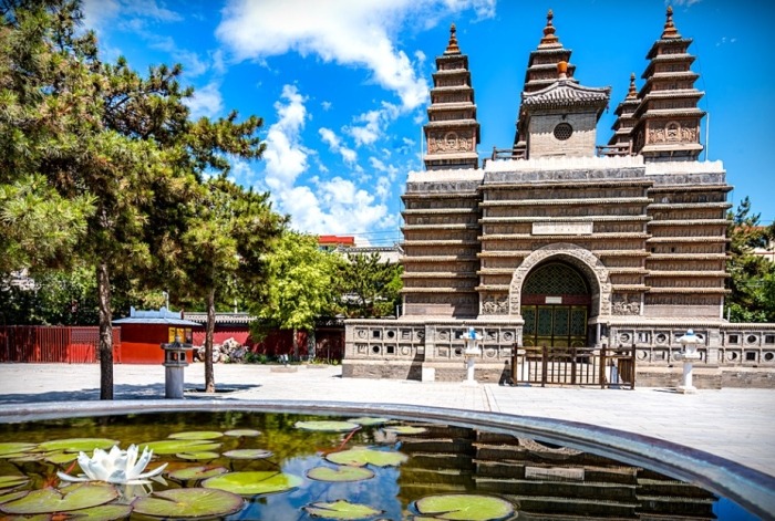 鄂爾多斯必去景點