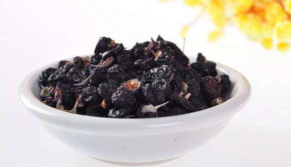 黑枸杞泡水 每天喝 黑枸杞泡水 每天喝
