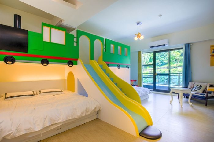 台中親子飯店溜滑梯 台中親子飯店溜滑梯