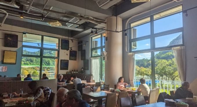 大湖餐廳 大湖餐廳