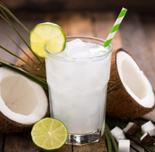 椰子水加檸檬 椰子水加檸檬