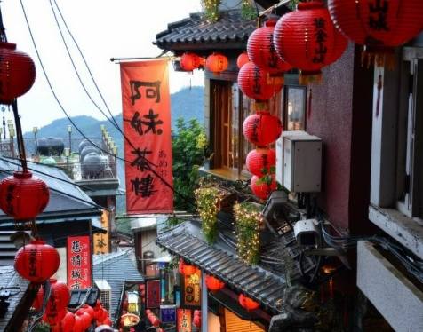 九份山路駕駛 九份山路駕駛