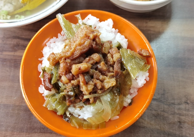 三重滷肉飯做法