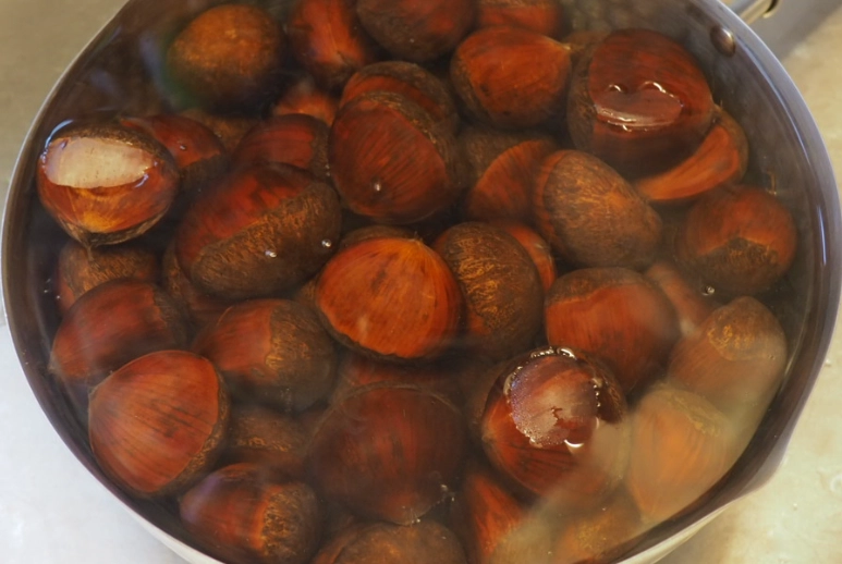 煮栗子好剥方法 煮栗子好剥方法
