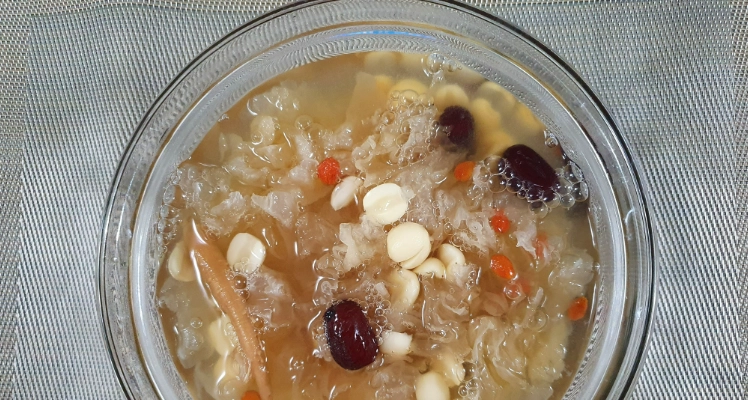 銀耳蓮子湯不適合什麼人 銀耳蓮子湯不適合什麼人