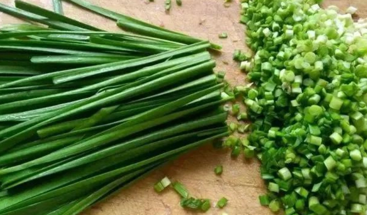 韭菜吃多副作用 韭菜吃多副作用