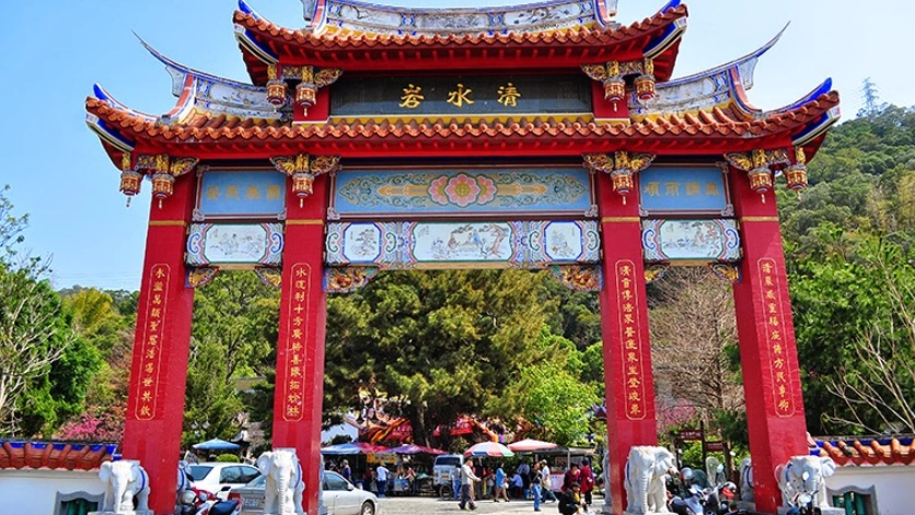 麻布台之丘附近旅遊