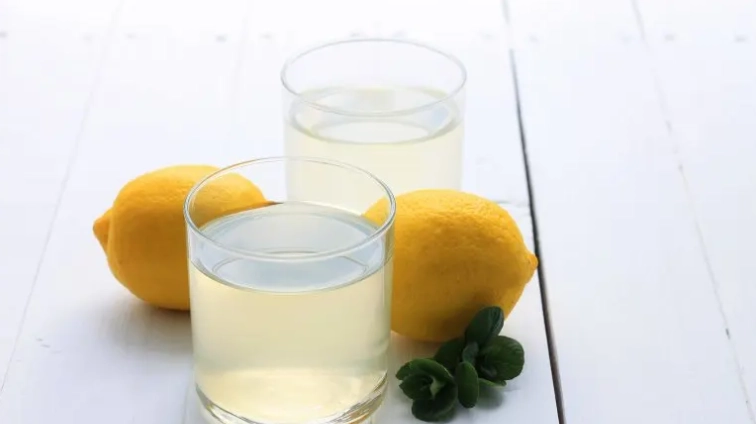 晚上飲檸檬水好處