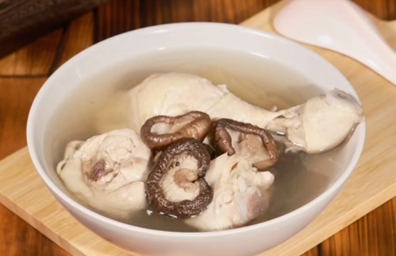 雞角刺雞湯做法 雞角刺雞湯做法