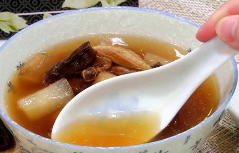 菜脯蘿蔔雞湯 食譜