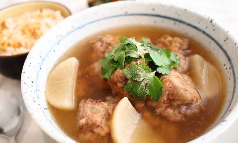 炸排骨蘿蔔湯食譜