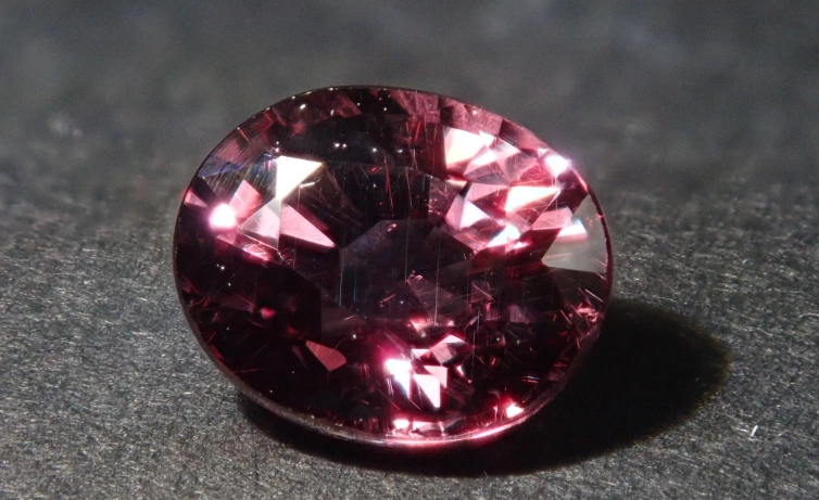 人造石榴石用途