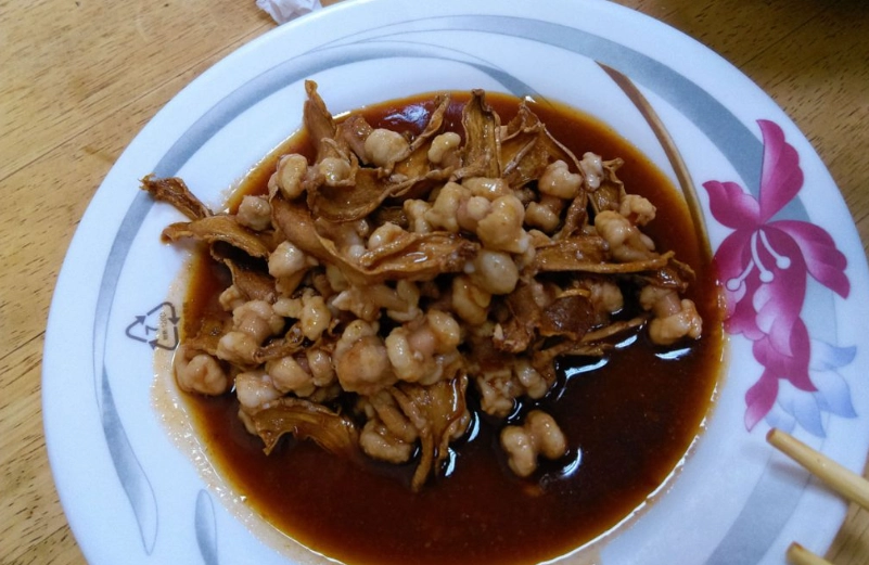 小港隱藏美食探秘：在地人私藏店家與必吃清單大公開