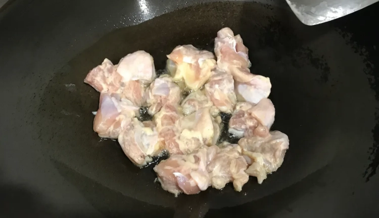 去骨雞腿肉料理