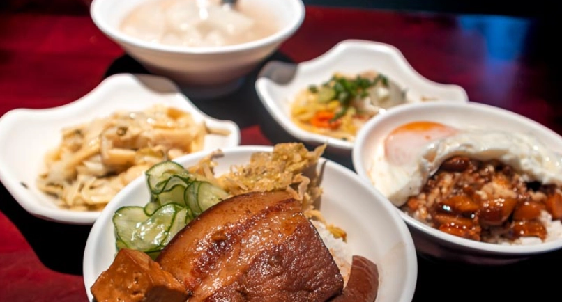 台北車站一個人美食