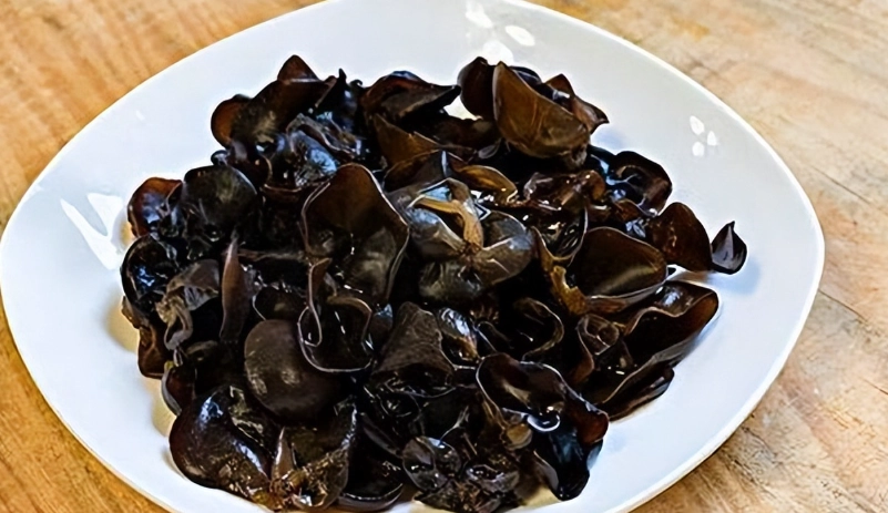 黑木耳隔夜吃 黑木耳隔夜吃