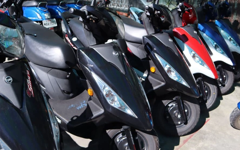 電動車租借無駕照