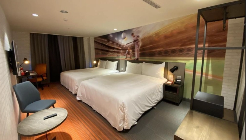 麗寶賽車場住宿