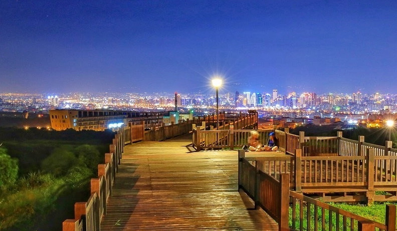 泡腳看夜景 泡腳看夜景