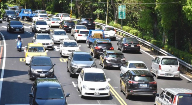 大溪交流道塞車原因