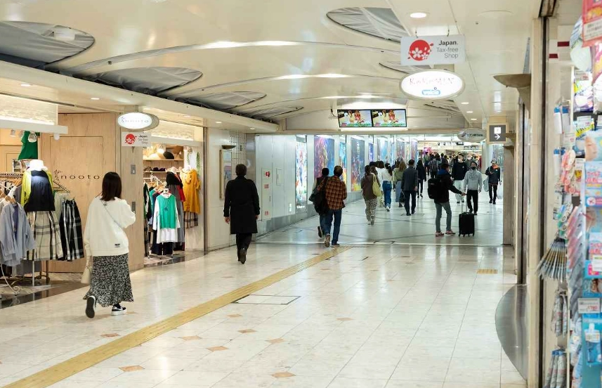 梅田地下街迷宮全攻略：破解迷路难题与购物秘籍