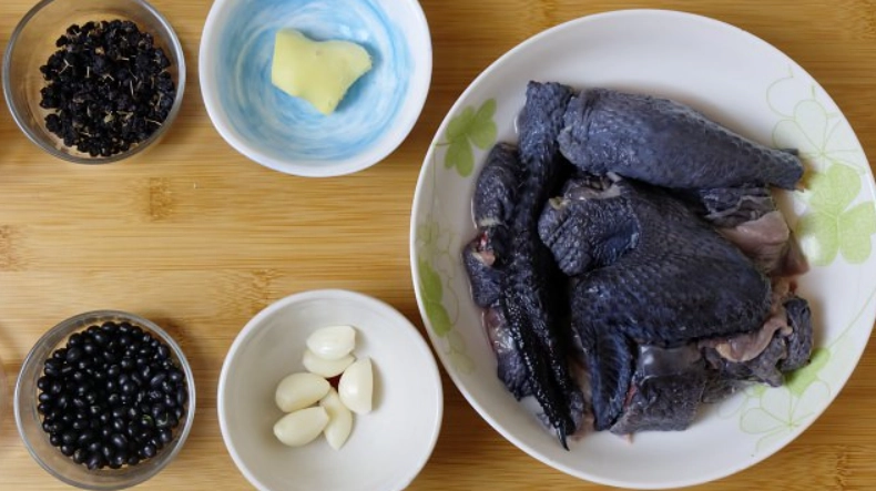 黑棗雞湯電鍋 黑棗雞湯電鍋