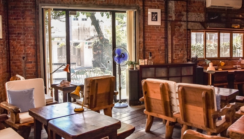 東區咖啡廳 讀書