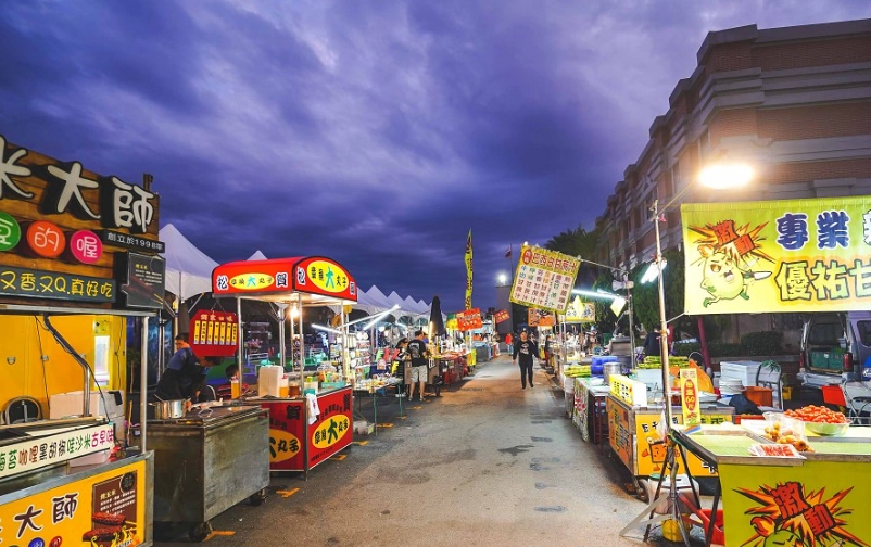 中部夜市 週末