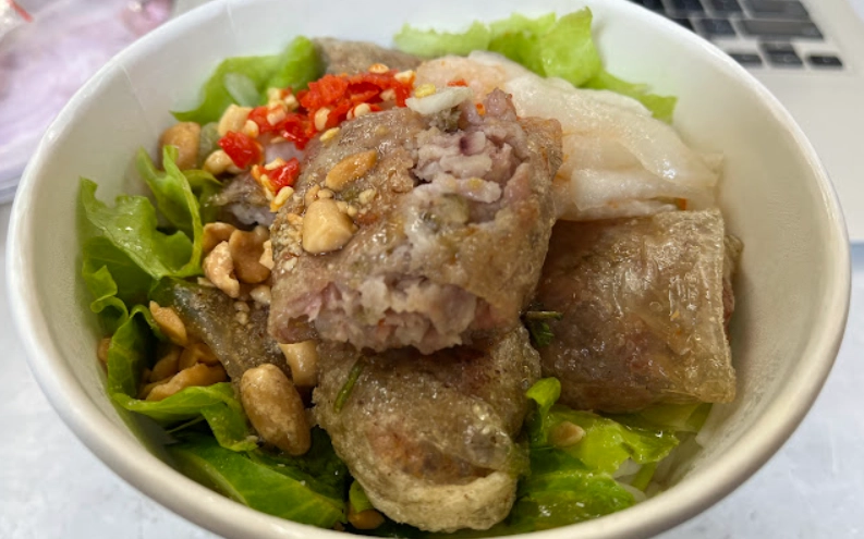 台北炸春捲米線